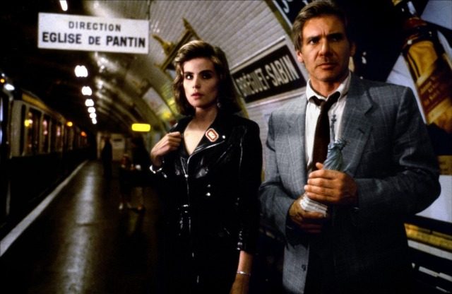 Ford e Emmanuelle Seigner em BUSCA FRENÉTICA Ford e Emmanuelle Seigner em BUSCA FRENÉTICA